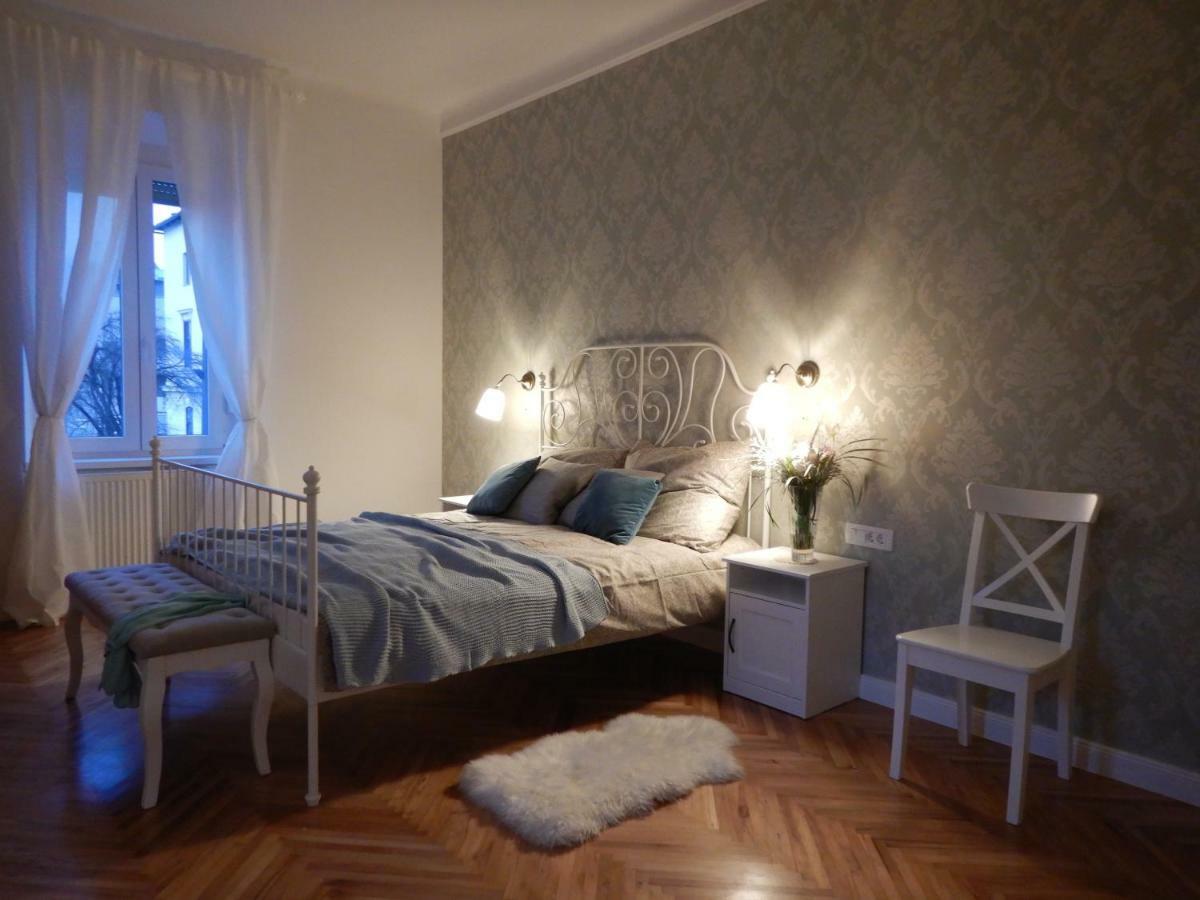 Poet'S Residence Любляна Экстерьер фото